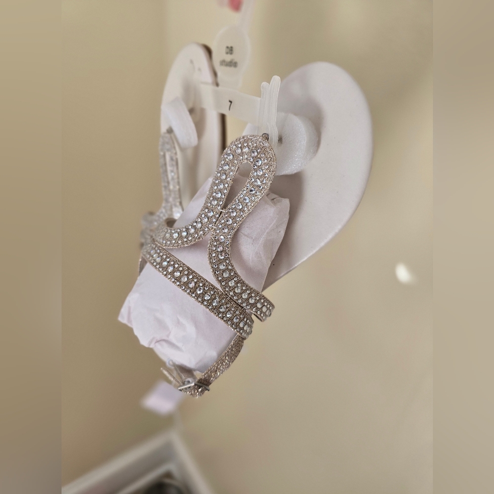 BRIDESMAID SANDALS! 4 PAIRS NWT